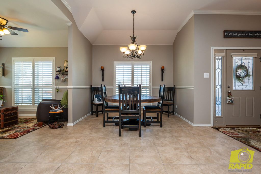 Image 15 of property listing at 6006 Maravillas Street, San Angelo, TX 76904