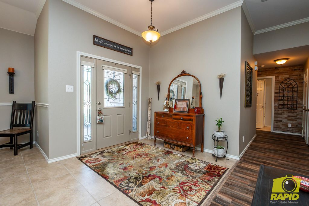 Image 5 of property listing at 6006 Maravillas Street, San Angelo, TX 76904