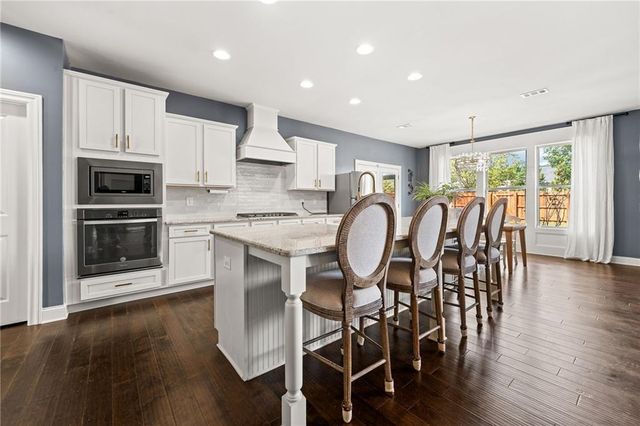 4051 Laura Jean Way, Buford, GA 30518