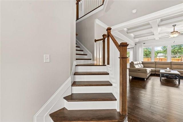 4051 Laura Jean Way, Buford, GA 30518