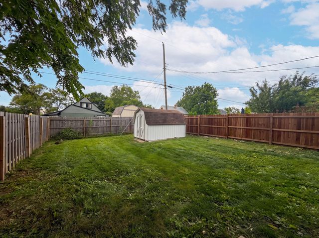2884 Kingston Avenue, Grove City, OH 43123