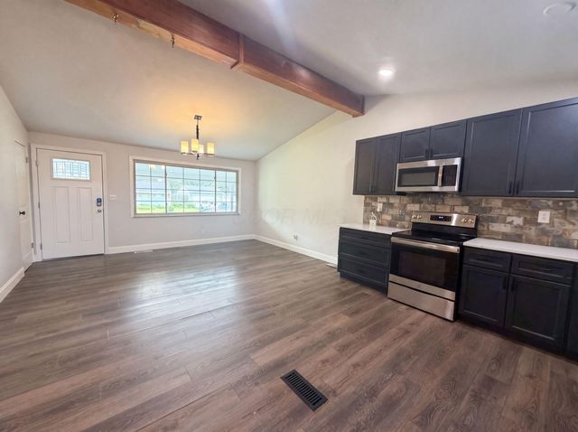 2884 Kingston Avenue, Grove City, OH 43123
