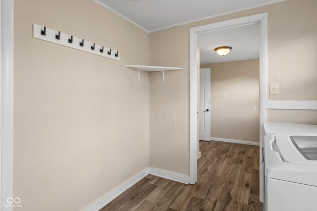 2151 Park Avenue, Columbus, IN 47201