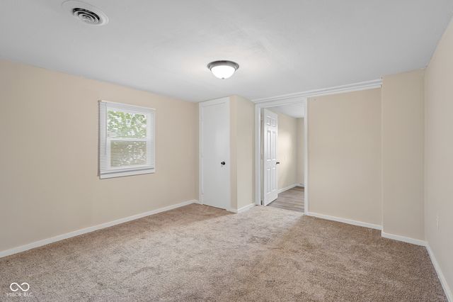 2151 Park Avenue, Columbus, IN 47201