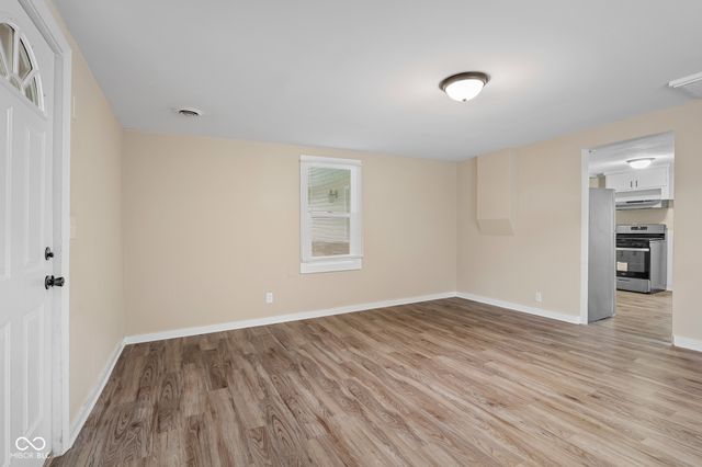 2151 Park Avenue, Columbus, IN 47201