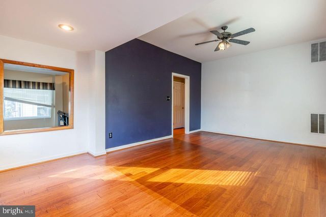 415 S ADAMS ST, Arlington, VA 22204