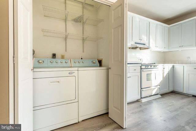 415 S ADAMS ST, Arlington, VA 22204