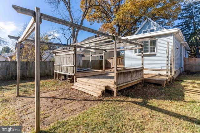 415 S ADAMS ST, Arlington, VA 22204