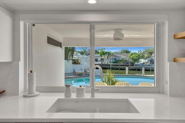 5581 NE 31st Avenue, Fort Lauderdale, FL 33308