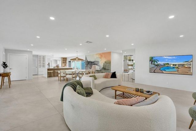 5581 NE 31st Avenue, Fort Lauderdale, FL 33308