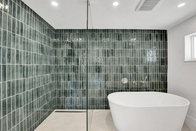 5581 NE 31st Avenue, Fort Lauderdale, FL 33308