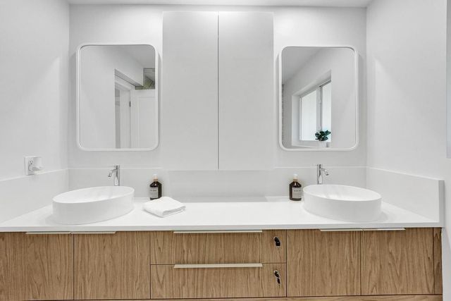 5581 NE 31st Avenue, Fort Lauderdale, FL 33308