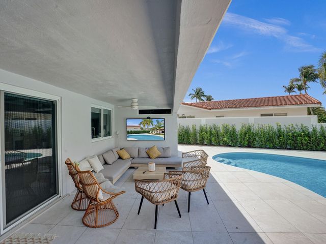 5581 NE 31st Avenue, Fort Lauderdale, FL 33308