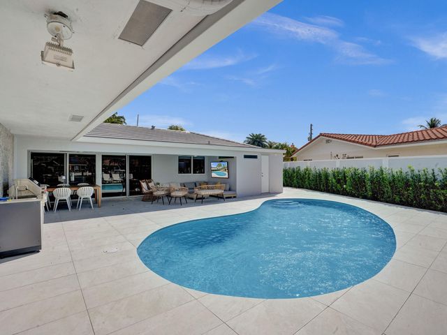 5581 NE 31st Avenue, Fort Lauderdale, FL 33308