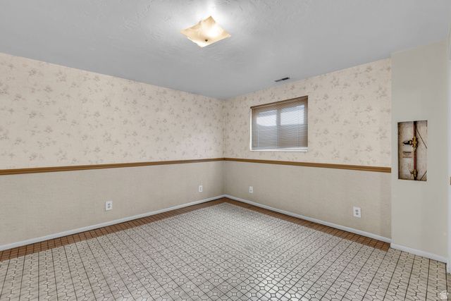 5949 SANDUSKY CIR, Murray, UT 84123