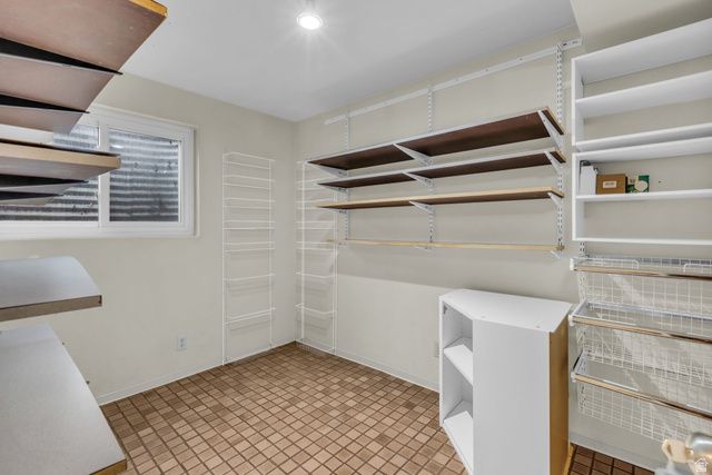 5949 SANDUSKY CIR, Murray, UT 84123