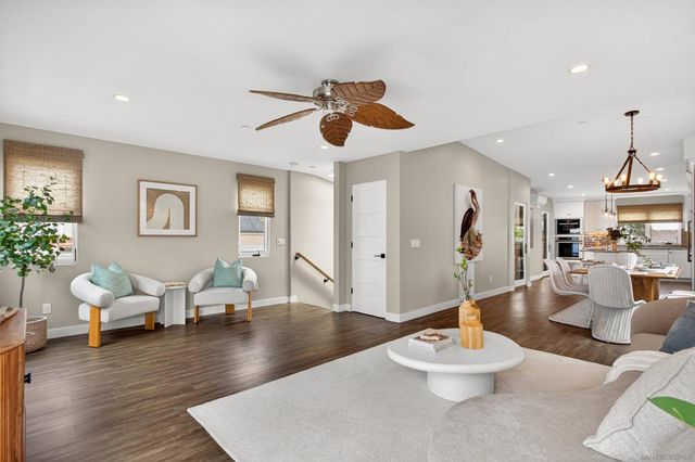 3828 Mission Blvd, San Diego, CA 92109