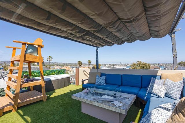 3828 Mission Blvd, San Diego, CA 92109