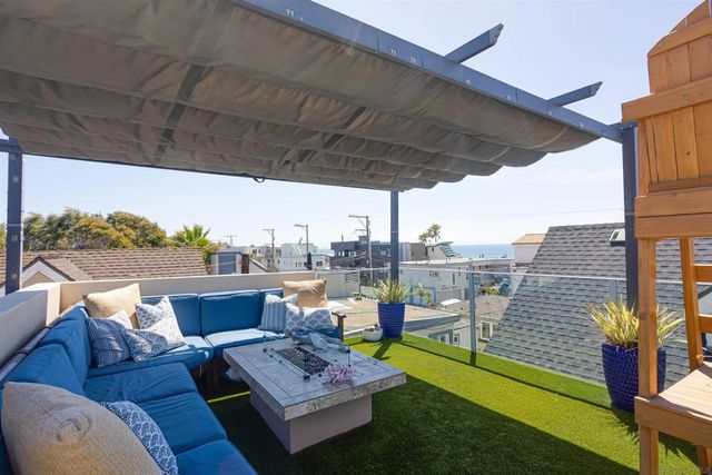 3828 Mission Blvd, San Diego, CA 92109