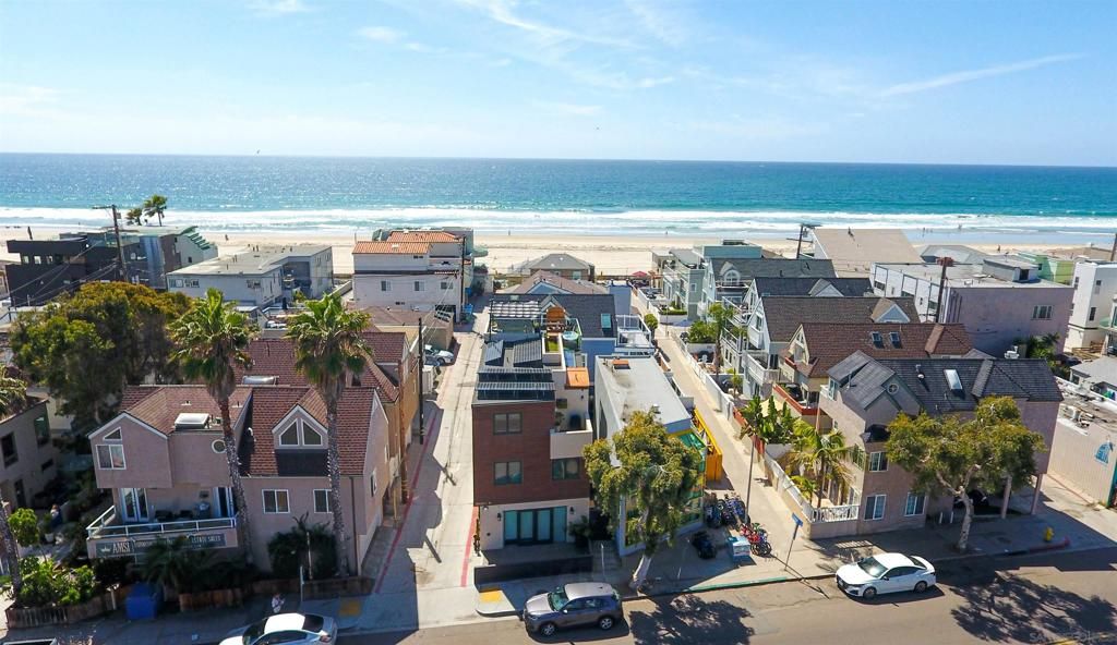 3828 Mission Blvd, San Diego, CA 92109