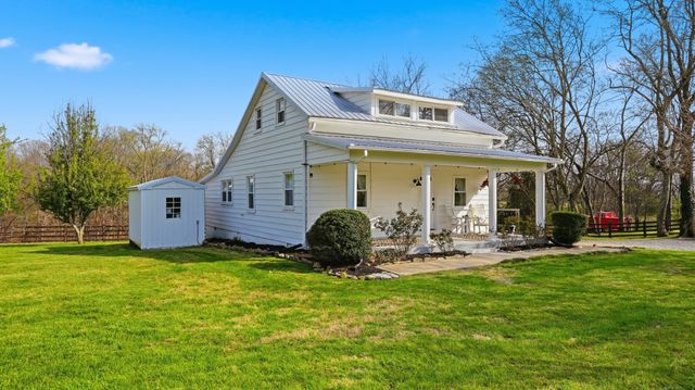 2820 Lockertsville Rd, Ashland City, TN 37015