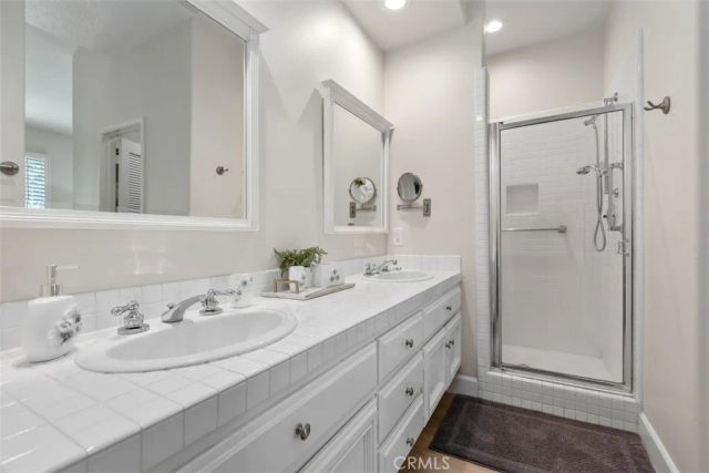 21185 Cancun, Mission Viejo, CA 92692