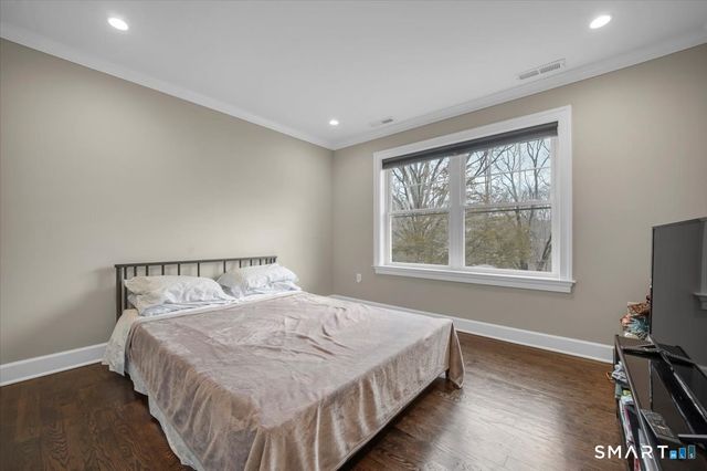 1049 Stillwater Road, Stamford, CT 06902