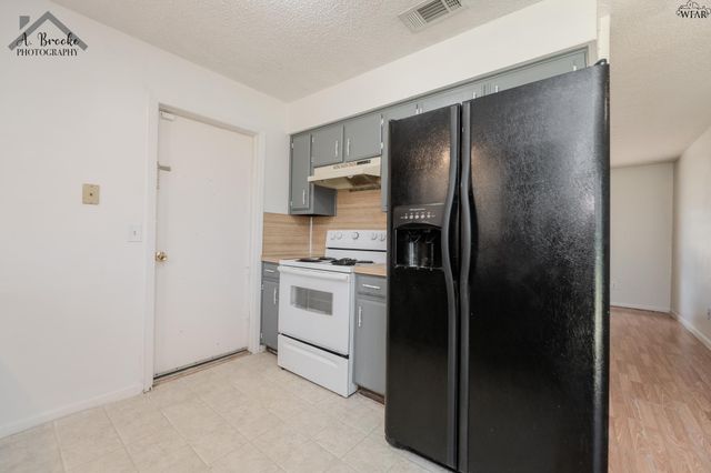 1632 GRANDVIEW WEST, Wichita Falls, TX 76306