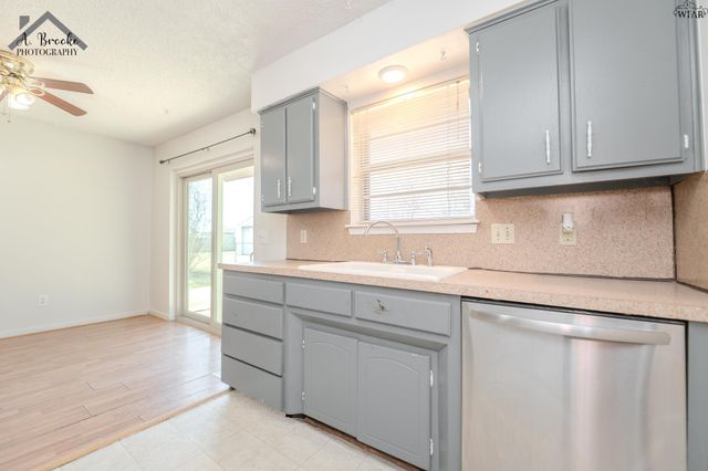 1632 GRANDVIEW WEST, Wichita Falls, TX 76306