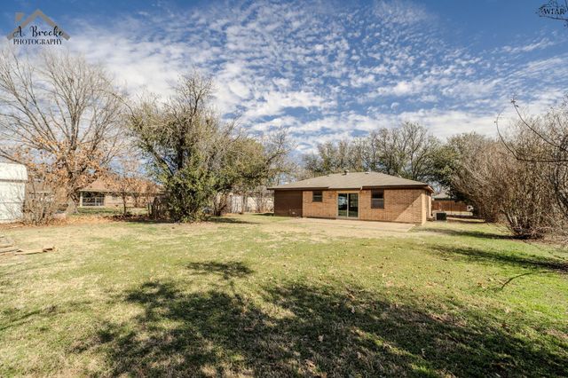 1632 GRANDVIEW WEST, Wichita Falls, TX 76306