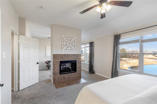 5712 Meadowglen Drive, Denton, TX 76226