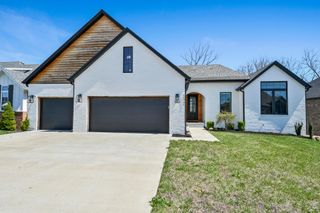 6038 South Maryland Avenue, Springfield, MO 65810