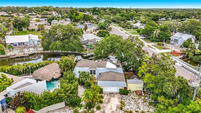 3511 NORTH CIR, Largo, FL 33770