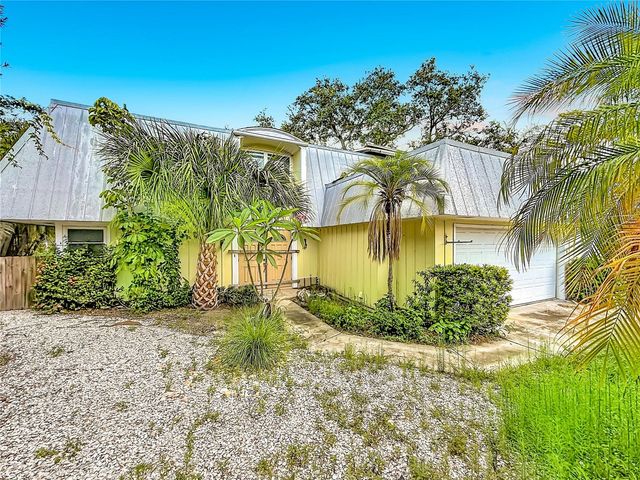 3511 NORTH CIR, Largo, FL 33770