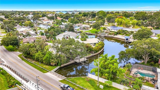 3511 NORTH CIR, Largo, FL 33770