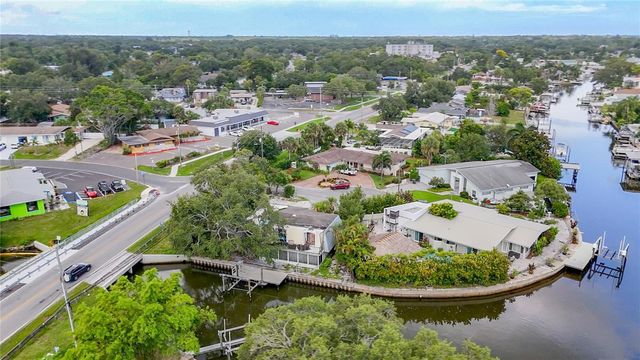3511 NORTH CIR, Largo, FL 33770