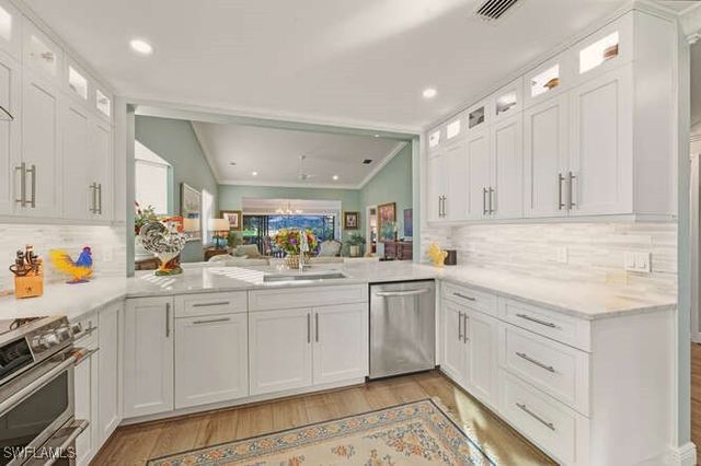 254 Edgemere WAY E, Naples, FL 34105