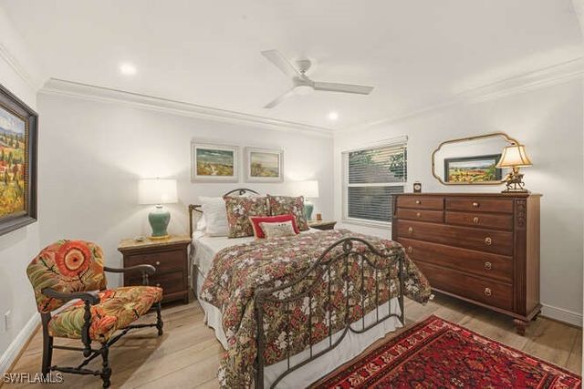 254 Edgemere WAY E, Naples, FL 34105