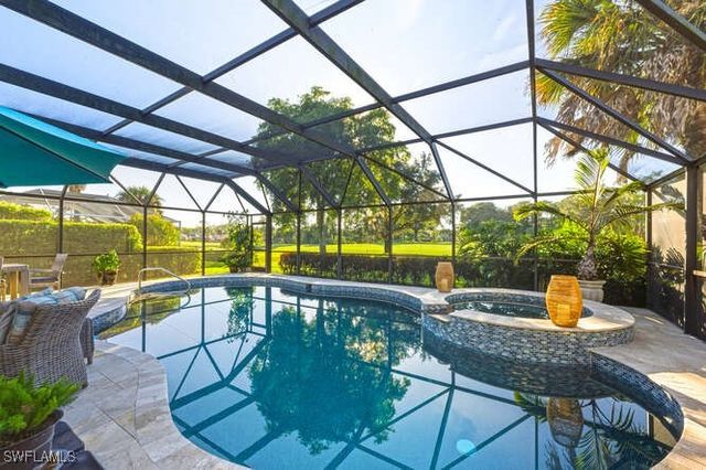 254 Edgemere WAY E, Naples, FL 34105