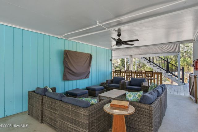 205 SW 15th Street, Oak Island, NC 28465