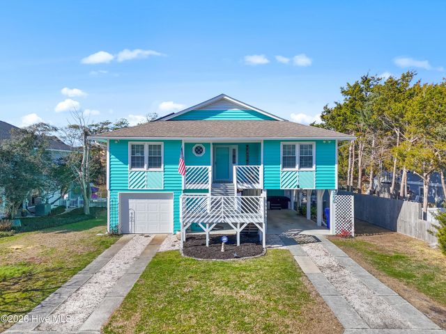 205 SW 15th Street, Oak Island, NC 28465