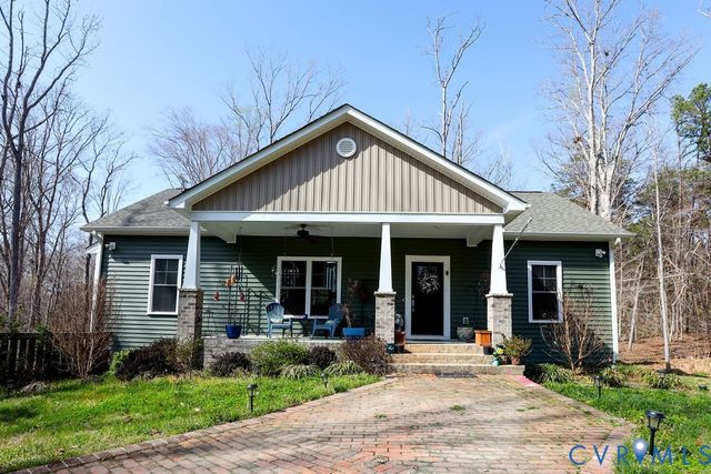 5670 Hickory St, Powhatan, VA 23139