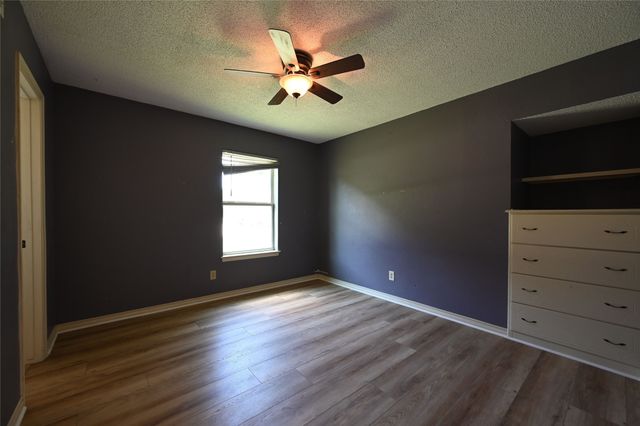 2506 Glen Court, Irving, TX 75062