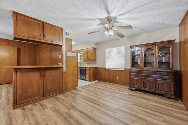 2506 Glen Court, Irving, TX 75062