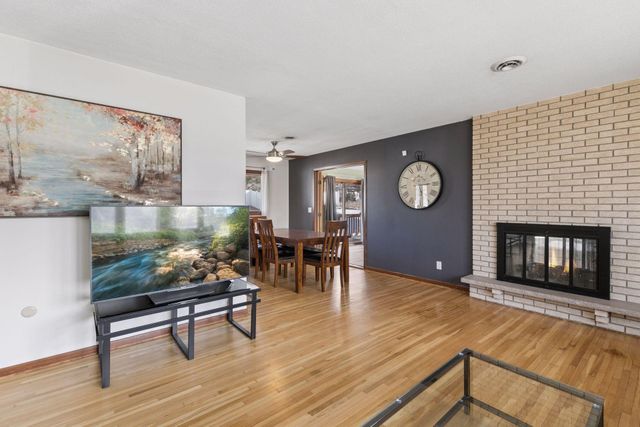 11205 River Hills Drive, Burnsville, MN 55337