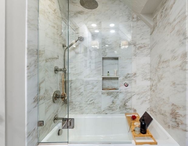 1125 West Roxbury Parkway, Brookline, MA 02467