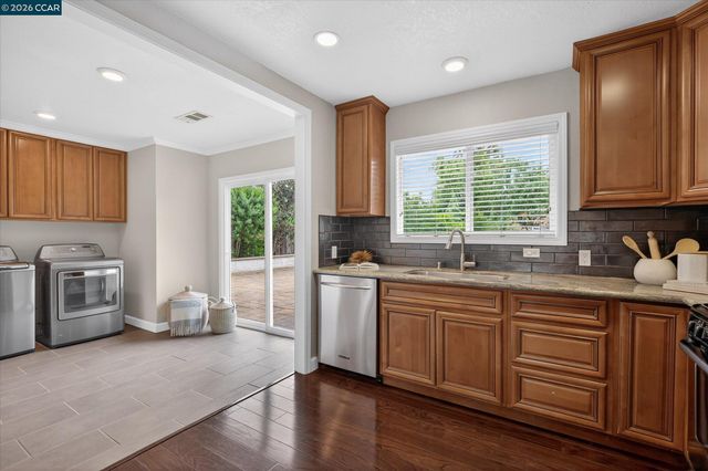 4092 Nulty Dr, Concord, CA 94521