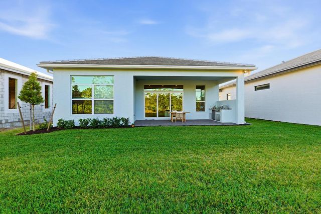 2929 SE Ashfield Drive, Port St. Lucie, Port St Lucie, FL 34984
