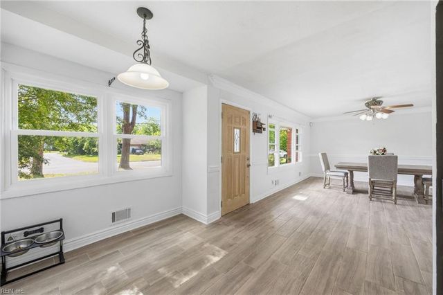 7717 Wildwood DR, Norfolk, VA 23518