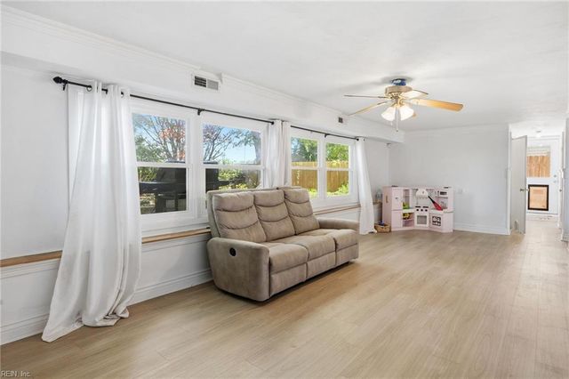 7717 Wildwood DR, Norfolk, VA 23518